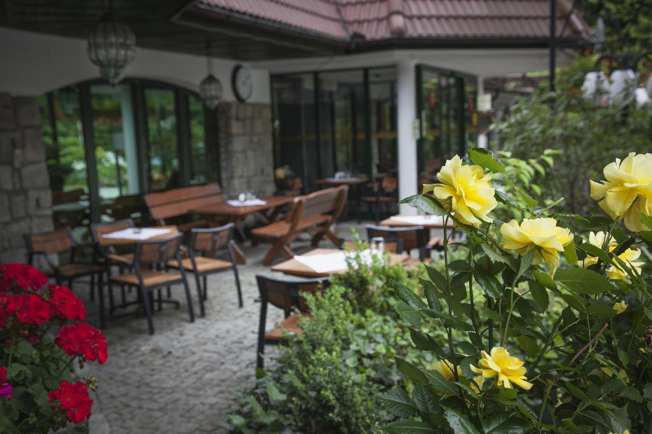 Hotel Las Piechowice エクステリア 写真