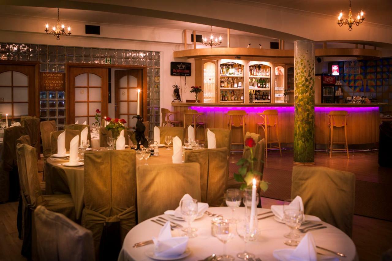 Hotel Las Piechowice エクステリア 写真